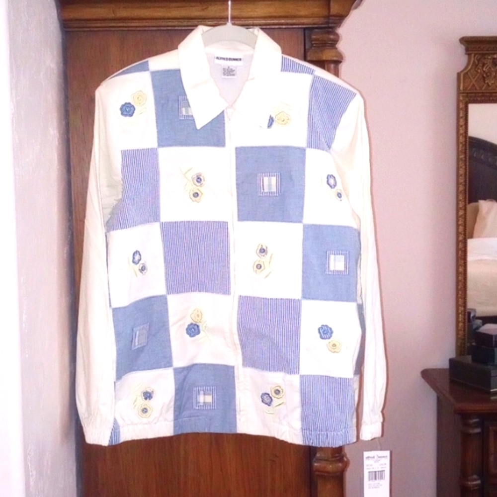NWT Jacket - Picture 1 of 4